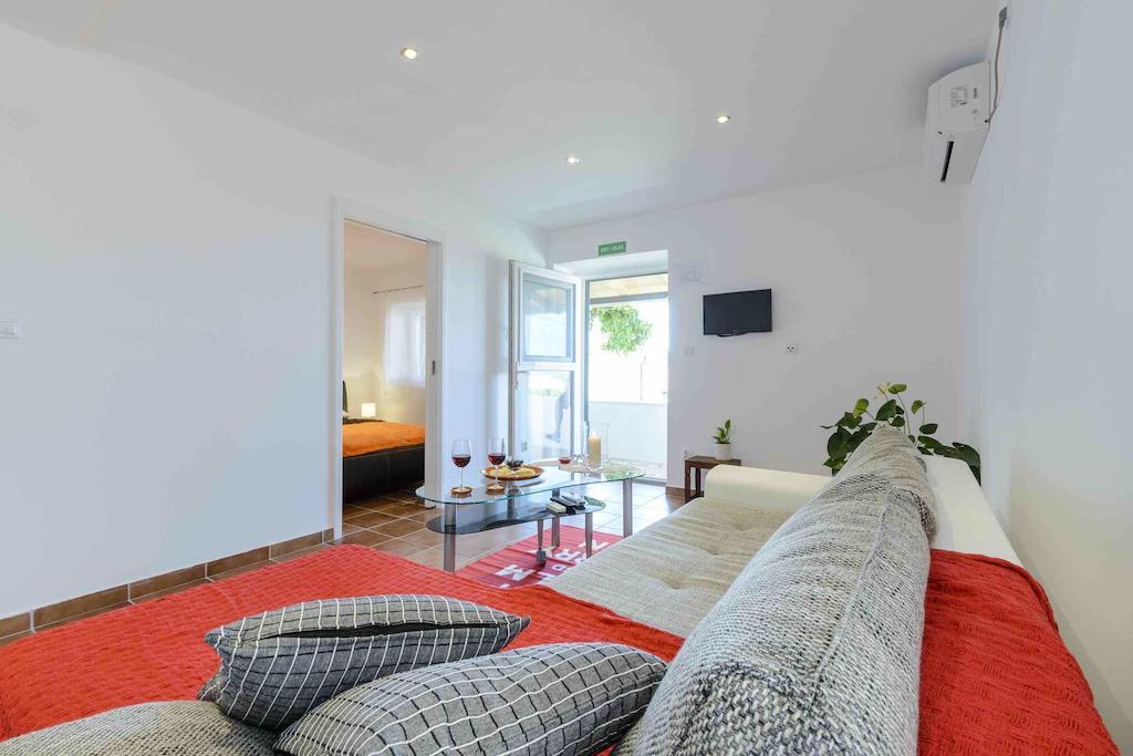 Apartments Dubrovnik Palm Tree Paradise Rum bild